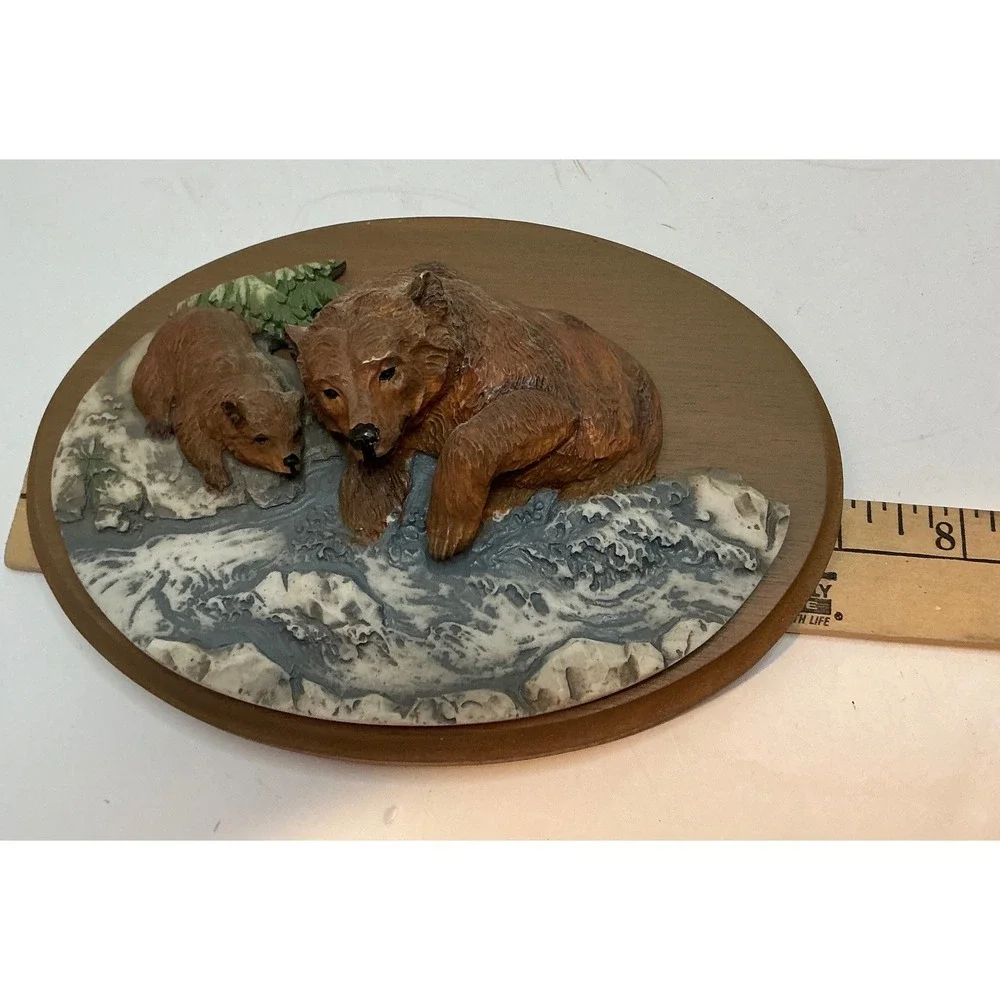 Avon Vintage 80s Wildlife Wall Plaques Set Cougar Bear Resin Wood Cabin Deco 7x5